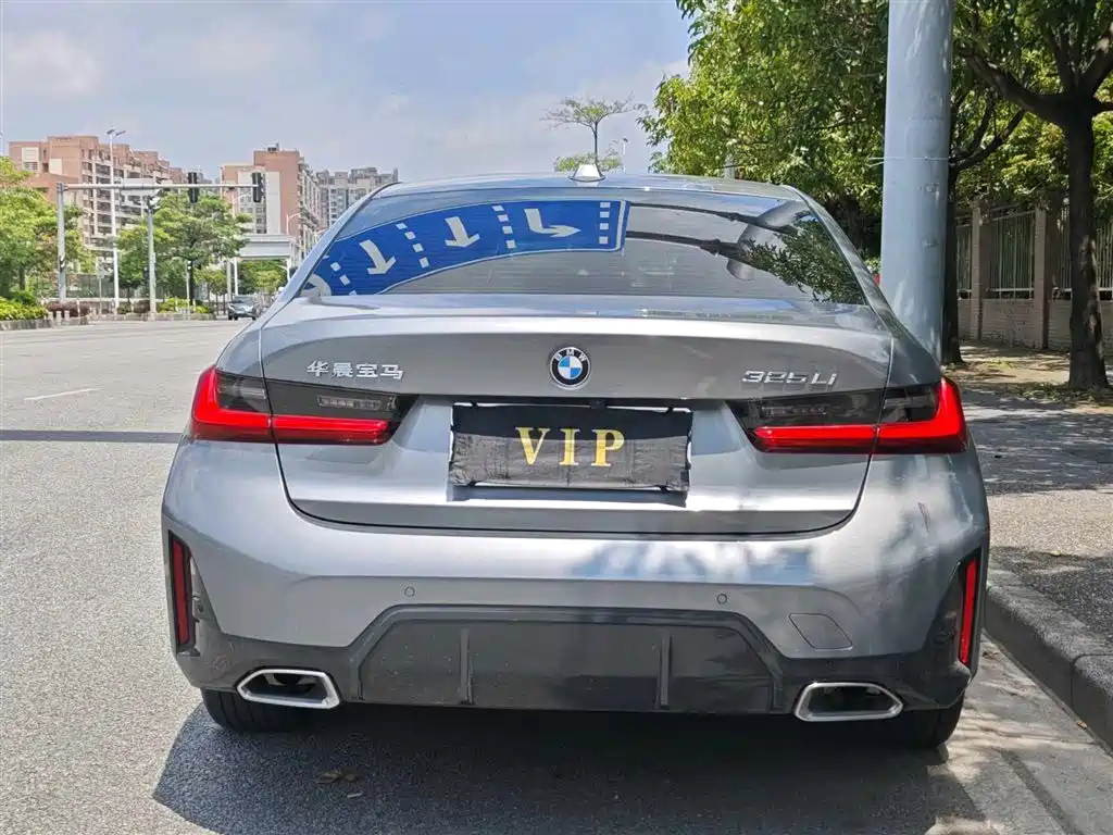 BMW 3 Series 2023 325Li M Sport Package фото 9