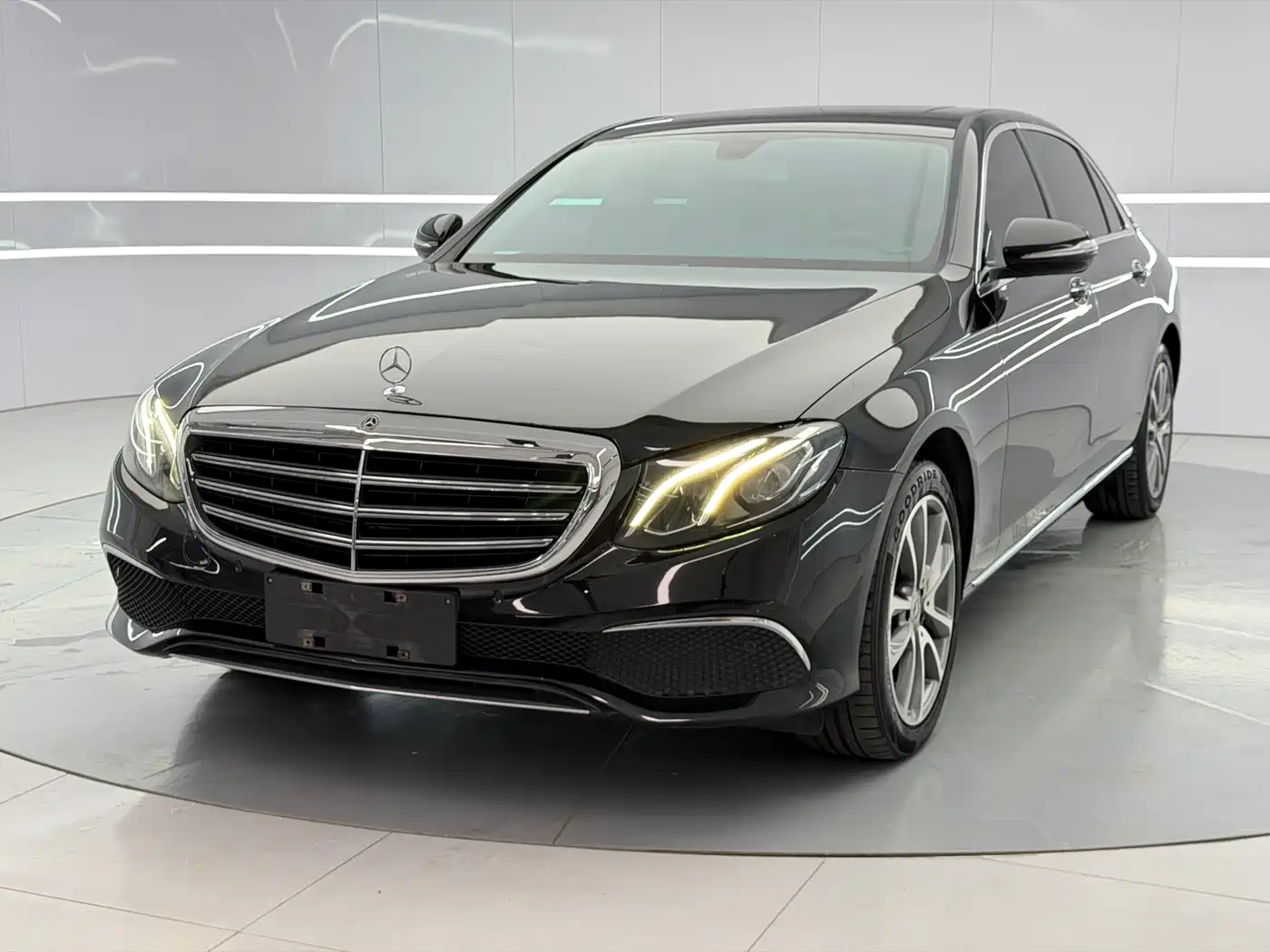 Mercedes-Benz E-Class 2019 E 260 L