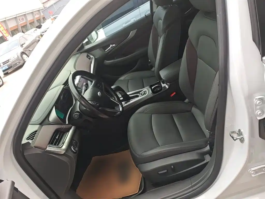Chevrolet Malibu 2017 1.5T Automatic Luxury Edition фото 15