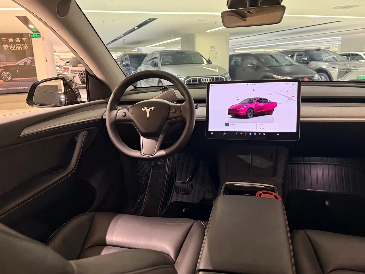 TESLA MODEL Y