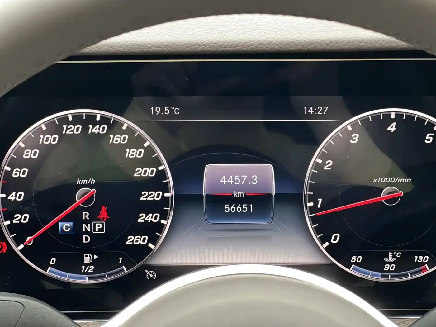 Mercedes-Benz E-Class 2020 E 300 L Luxury Model фото 7