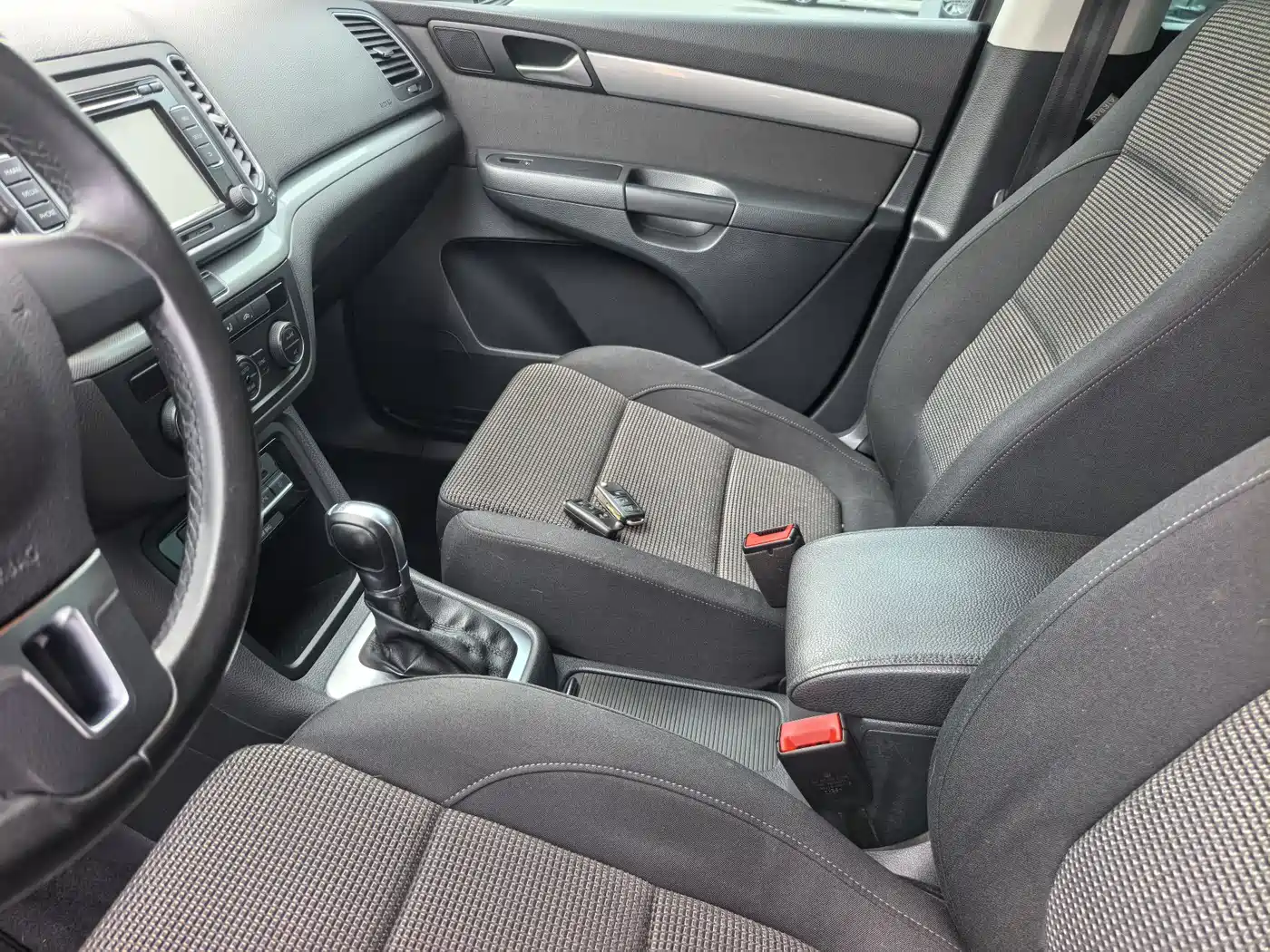 Volkswagen Sharan 2016 380TSI Comfort 7-seater фото 19