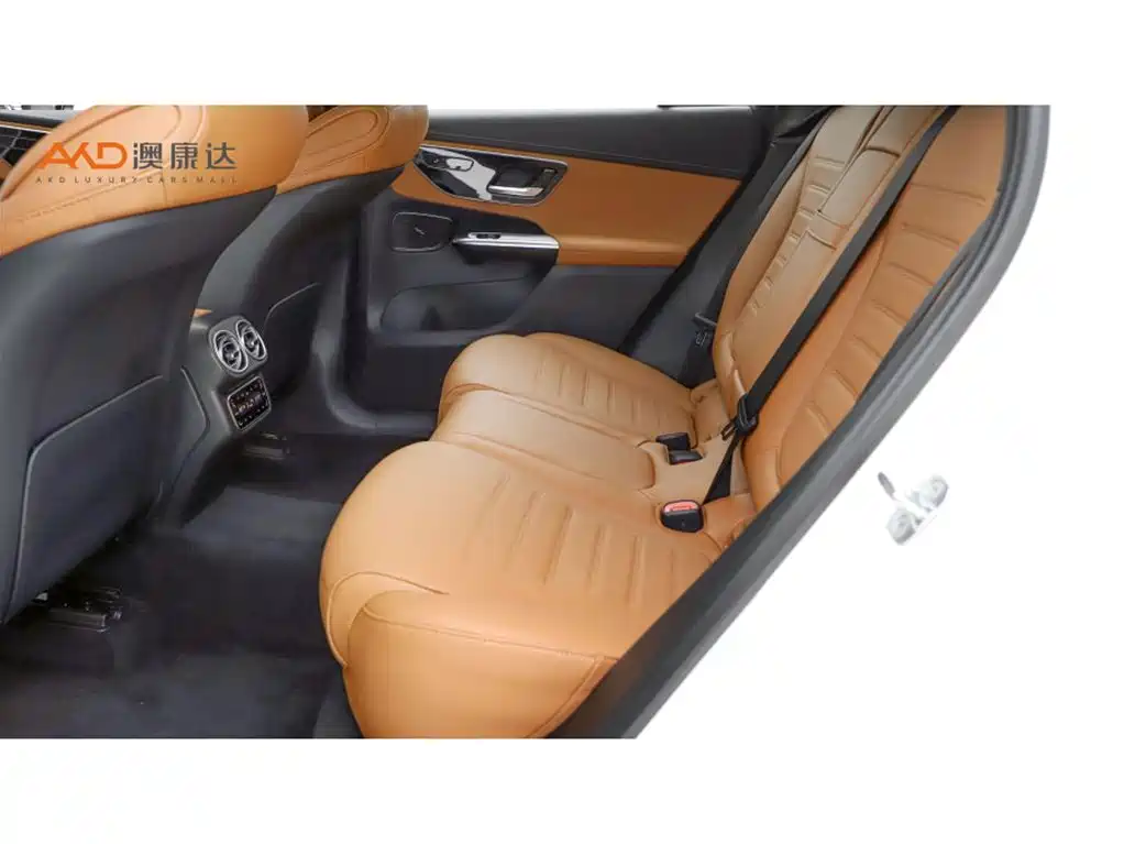 Mercedes-Benz GLC 2023 Facelift GLC 260 L 4MATIC Luxury 5-Seater фото 7