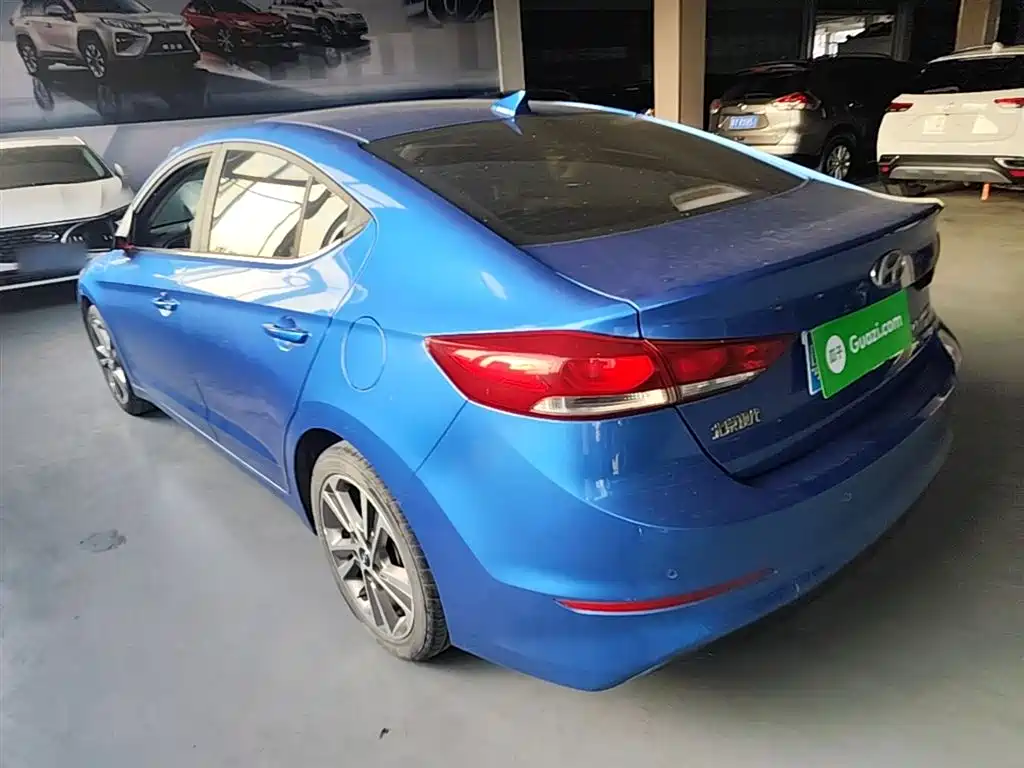 Hyundai Elantra 2016 Model 1.6L Automatic Smart Elite фото 5