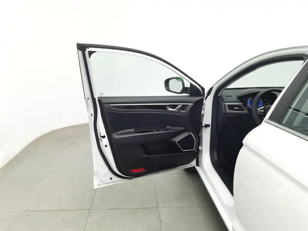 GEELY AUTOMOBILE EMGRAND GL