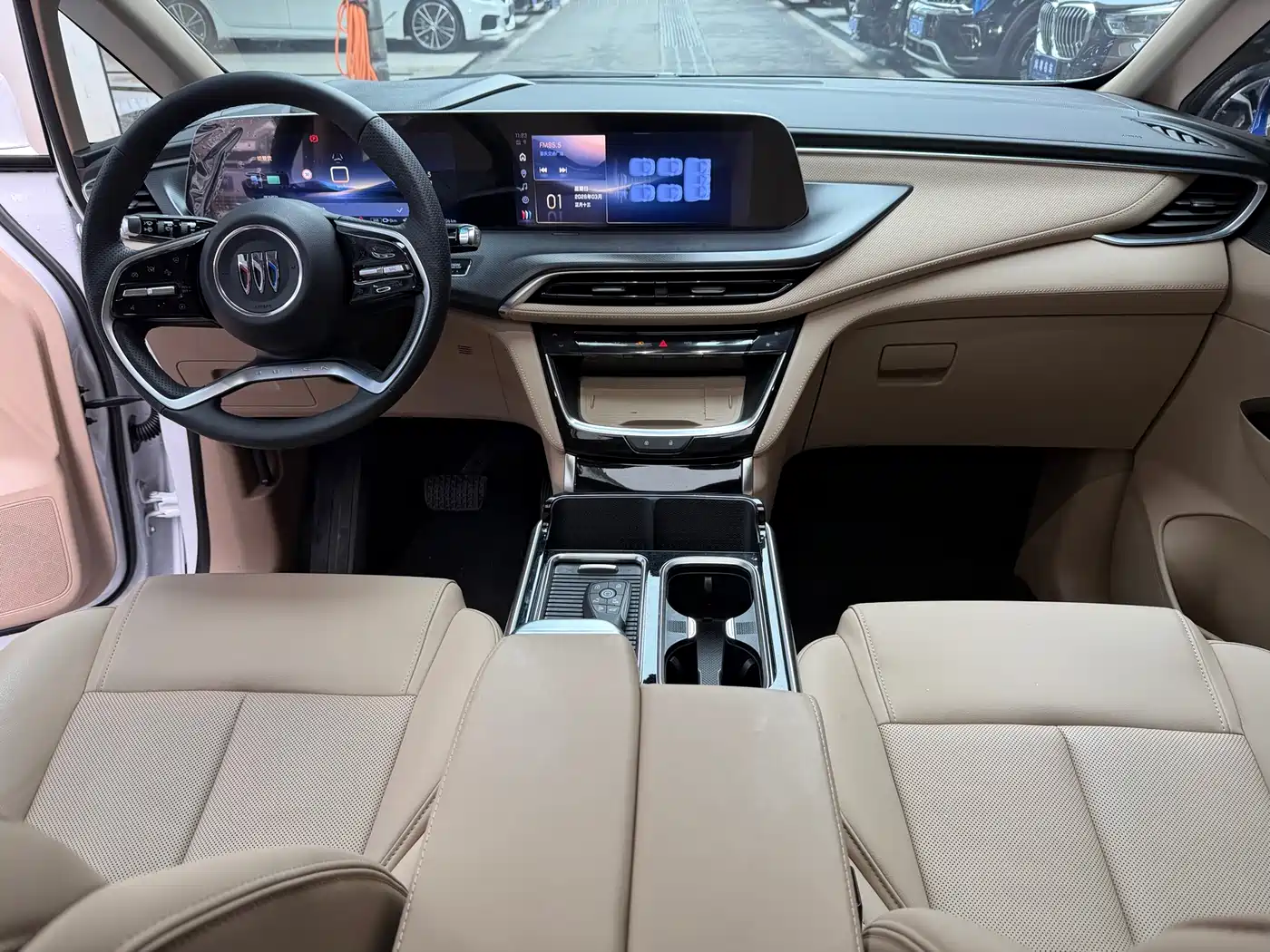 BUICK GL8 NEW ENERGY