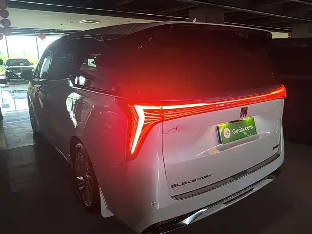 Buick Century 2023 2023 2.0T 7-Seater World Edition