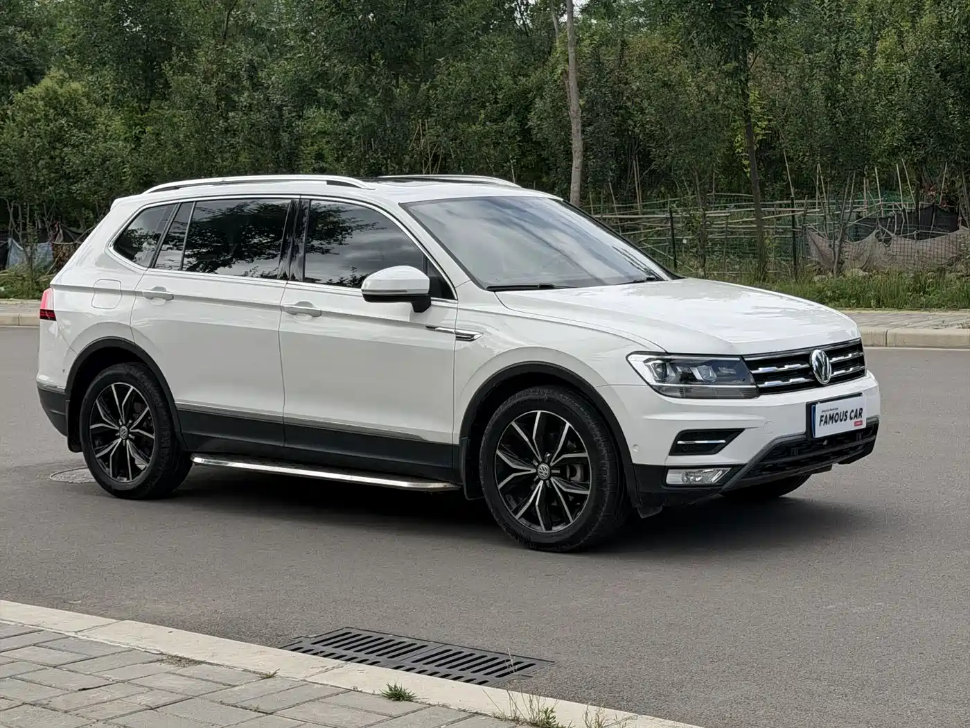 Volkswagen Tiguan L 2019 330TSI Automatic 2WD Smart Luxury Edition China VI фото 3