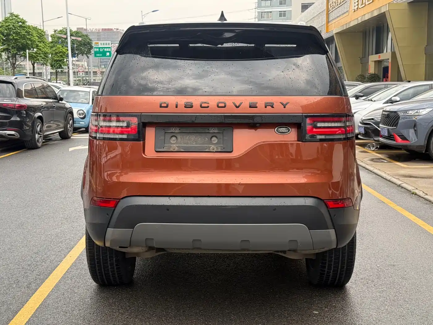 Land Rover Discovery 2017 3.0 SC V6 HSE фото 8