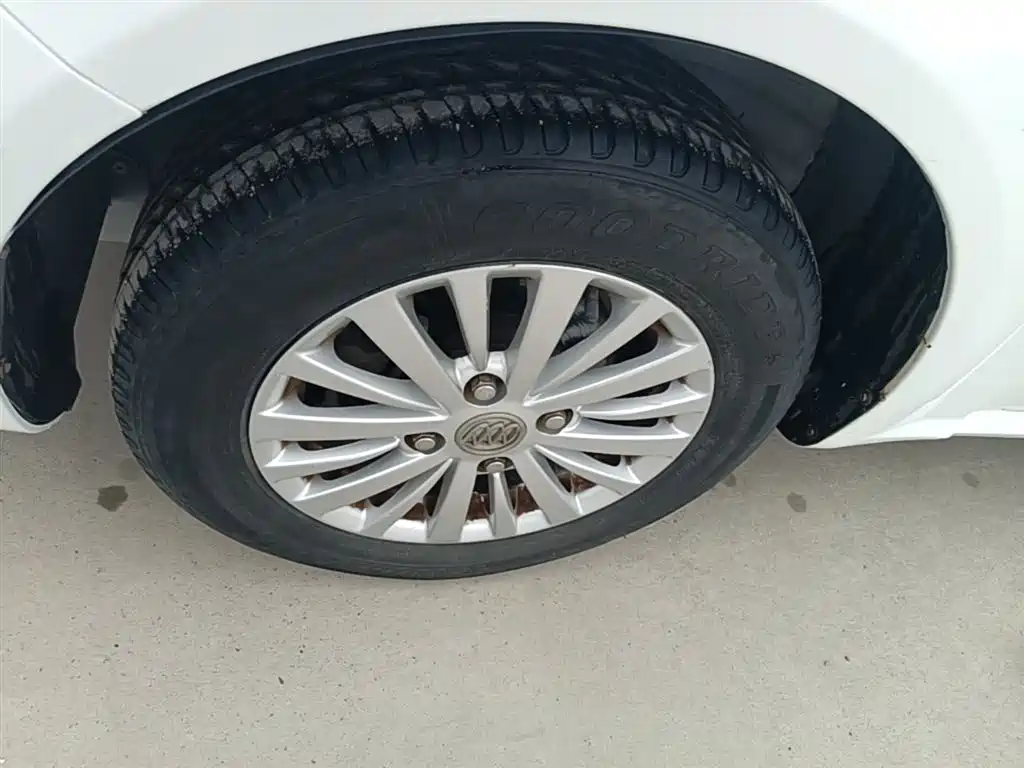 Buick Excelle 2015 1.5L Automatic Classic фото 25