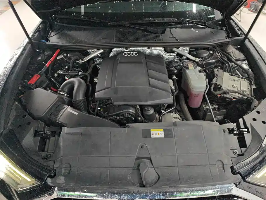 Audi A6L 2021 45 TFSI Exclusive Sport фото 10