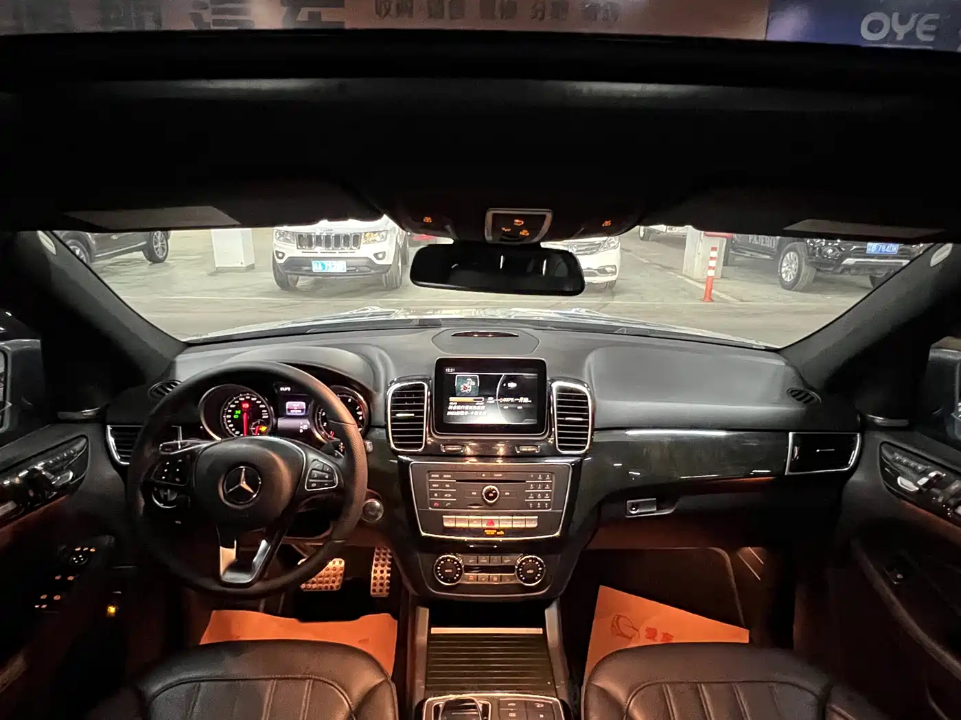 Mercedes-Benz GLE 2017 GLE 400 4MATIC фото 12