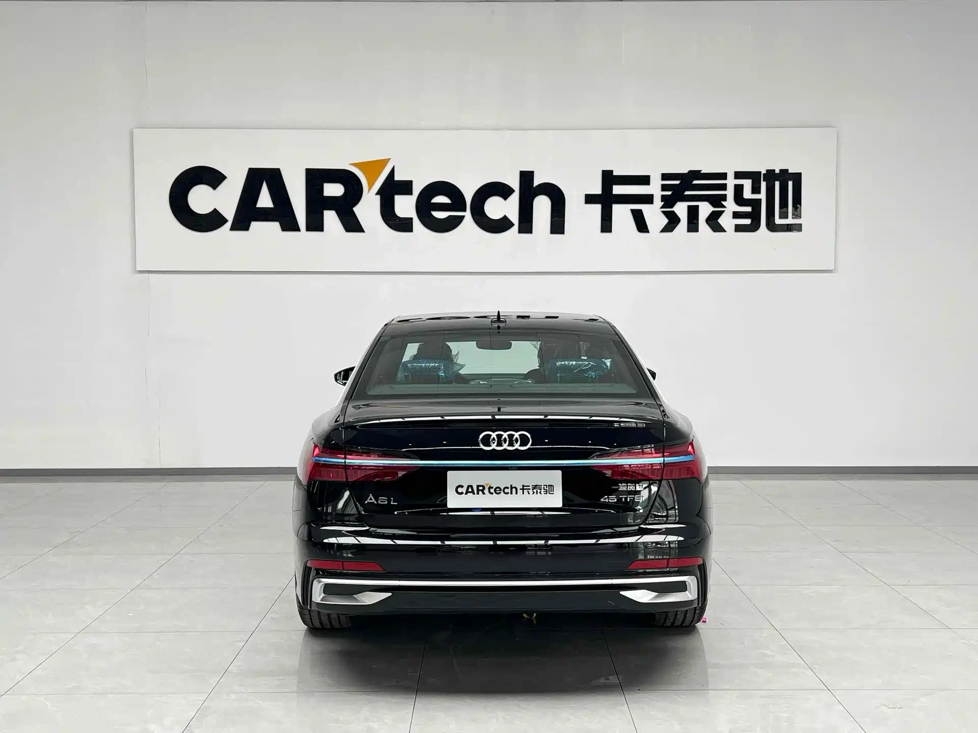 Фото 3 - Audi A6L