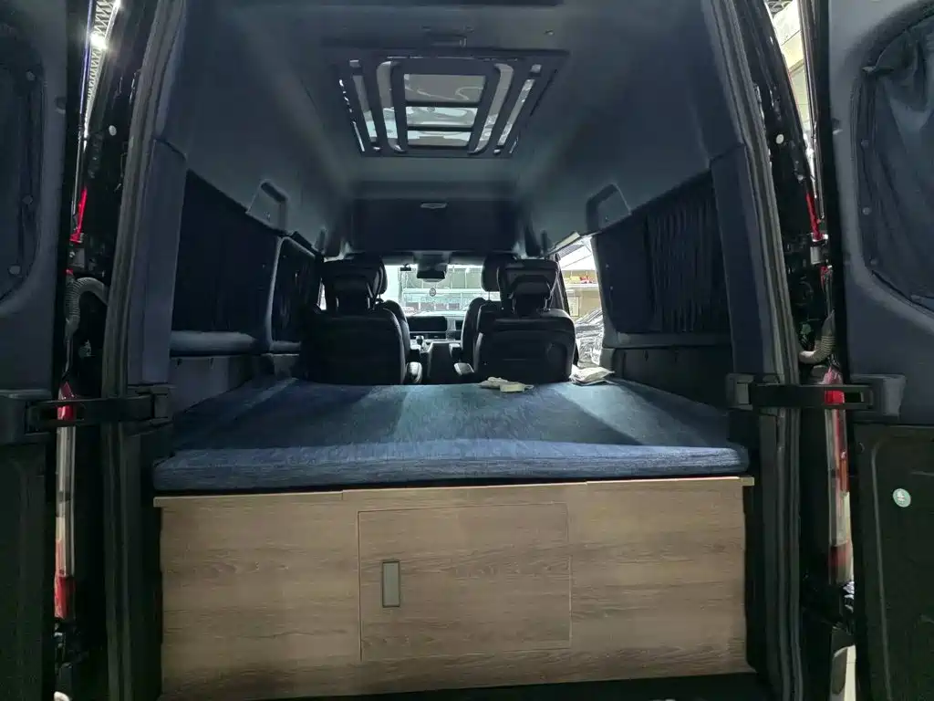 Ford Transit 2023 2023 Model 2.0T Petrol Automatic Multi-purpose Commercial Vehicle Medium Wheelbase Low Roof 5/6 Seater