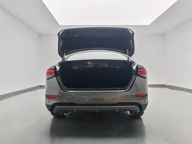 Nissan SYLPHY, миниатюра 10