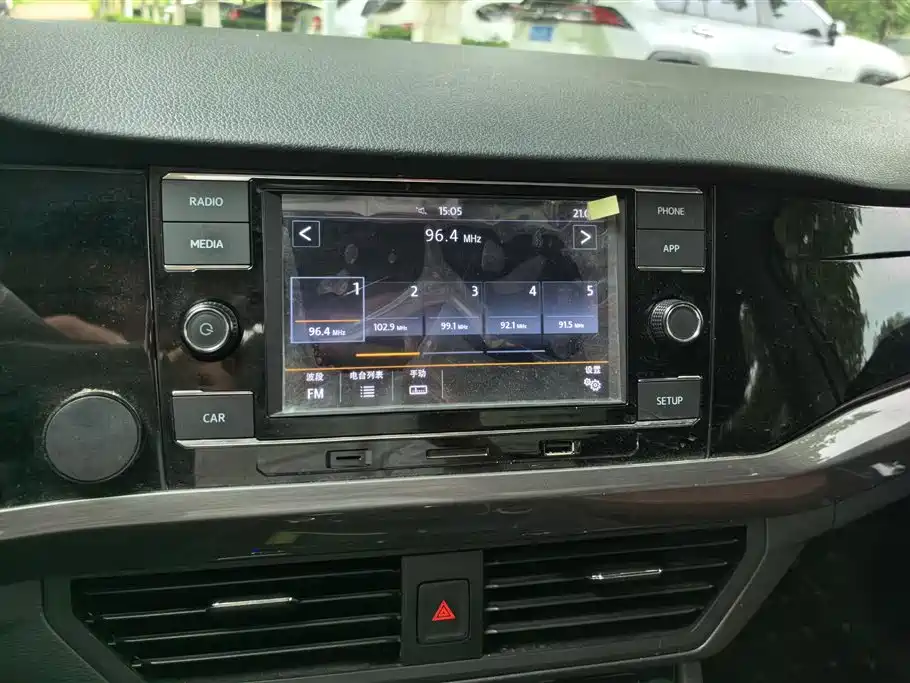 Volkswagen Bora 2020 1.5L Automatic Comfort фото 13