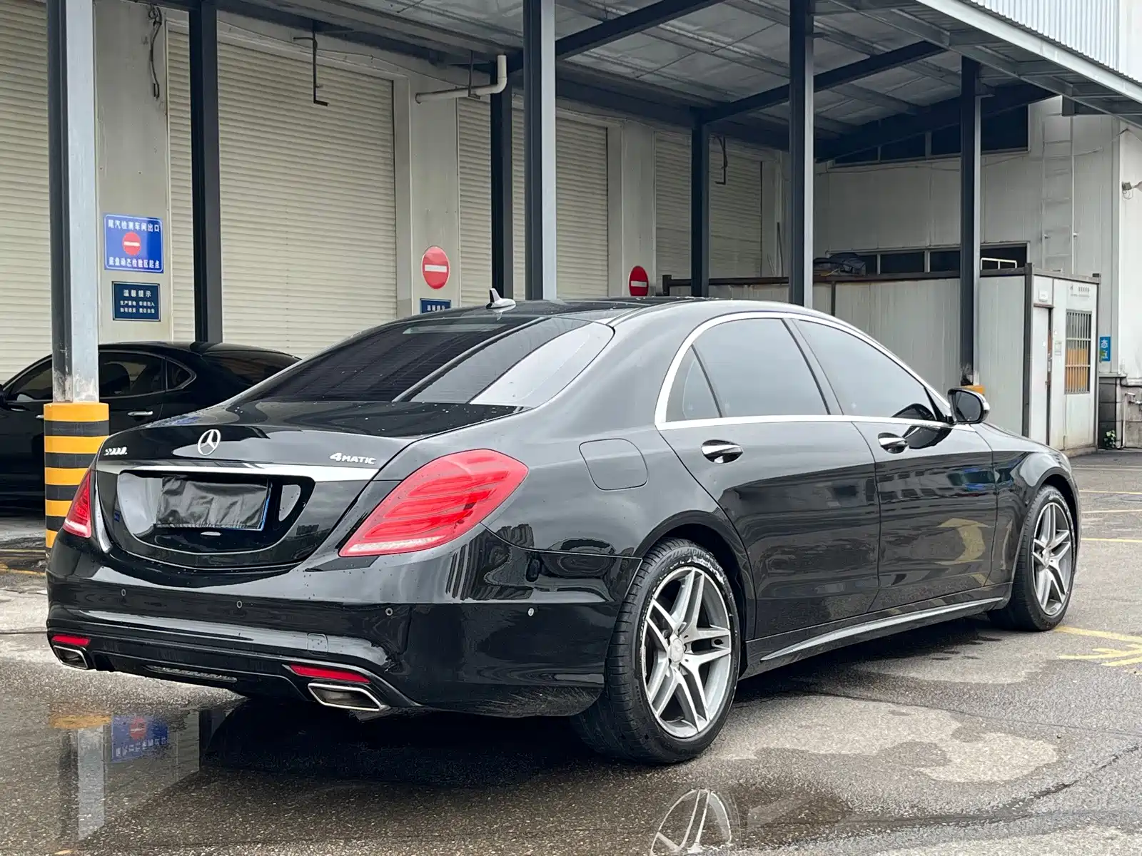 Фото 9 - Mercedes-Benz S-Class