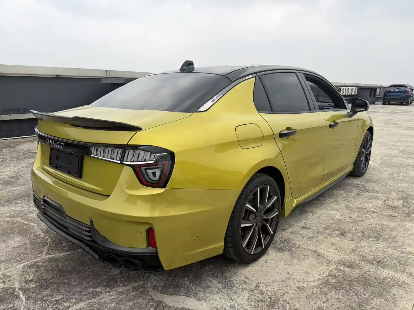 Lynk & Co 03 2021 03+ 2.0TD Auto Wind Rider Edition фото 17