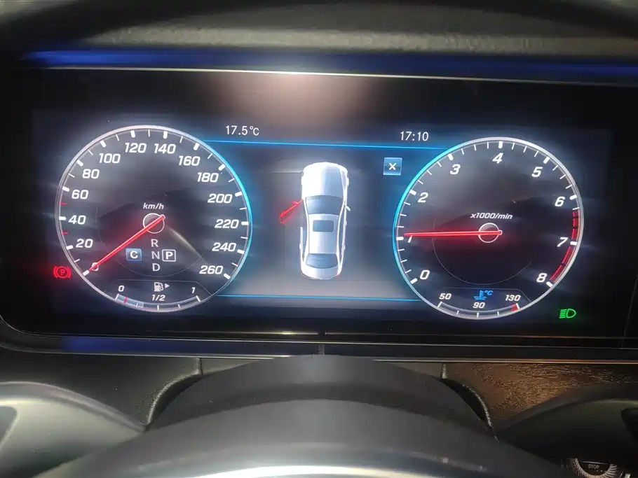 Mercedes-Benz E-Class 2018 Facelift E 200 L Sport 4MATIC фото 14