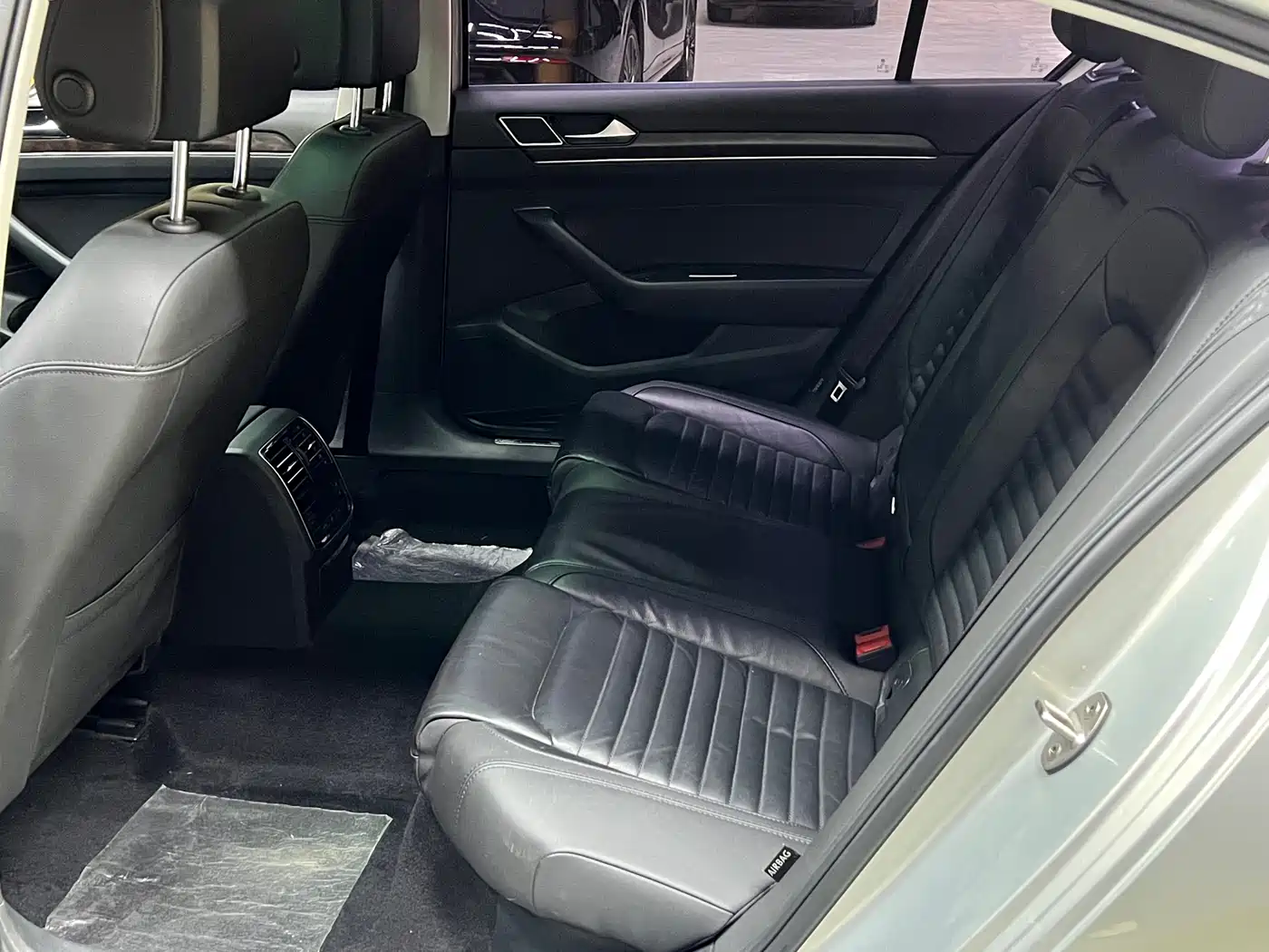 Volkswagen Magotan 2019 330TSI DSG Luxury Class China VI фото 15