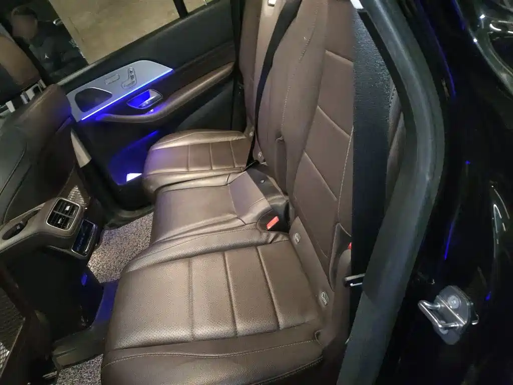 MERCEDES-BENZ GLS