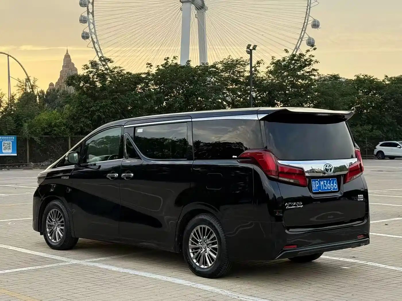 Toyota Alphard 2019 Hybrid 2.5L Premium Edition фото 7