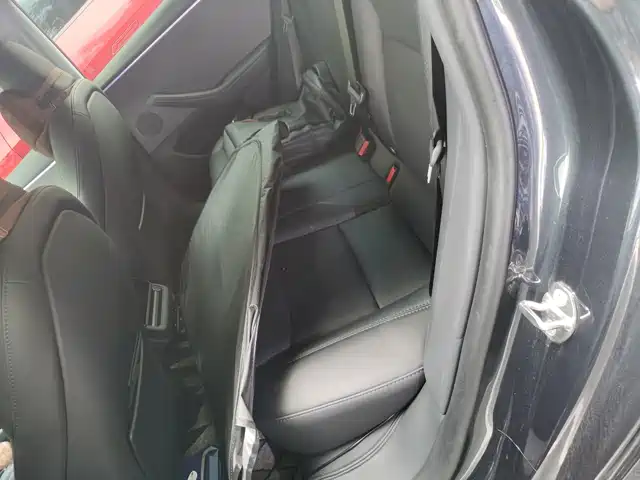 Tesla Model 3 2023 Rear-Wheel Drive — фото 3