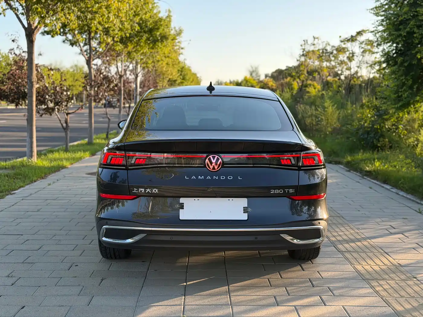 Фото 21 - Volkswagen Lamando