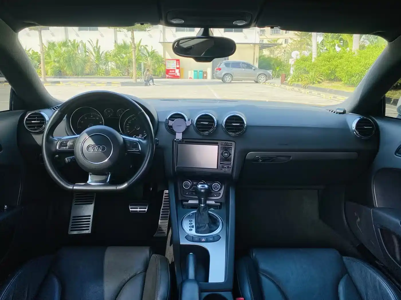 Audi TT 2011 TT Coupe 2.0TFSI фото 8