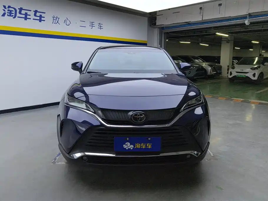 Toyota Lingfang HARRIER 2022 2.0L CVT 2WD Luxury Edition фото 2