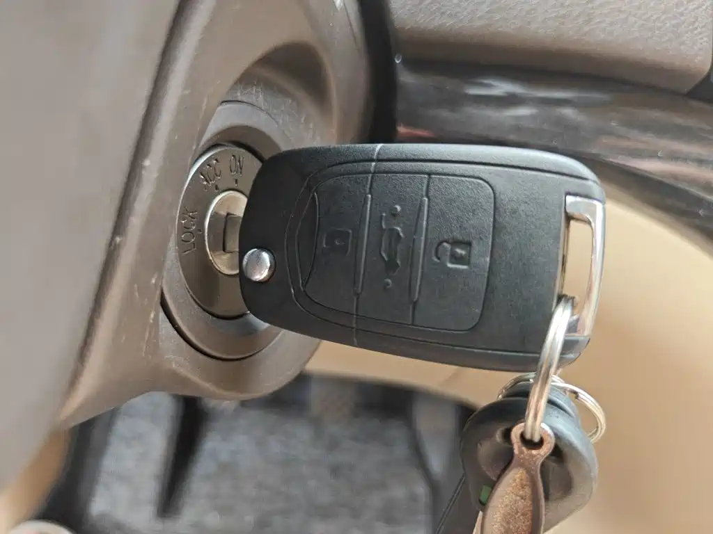 Baojun 730 2015 2014 1.5L Manual Luxury Navigation ESP Edition 7-Seater