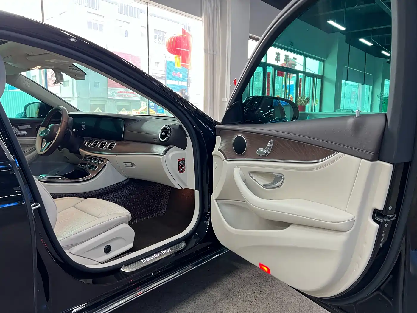 Mercedes-Benz E-Class 2020 E 260 L фото 9