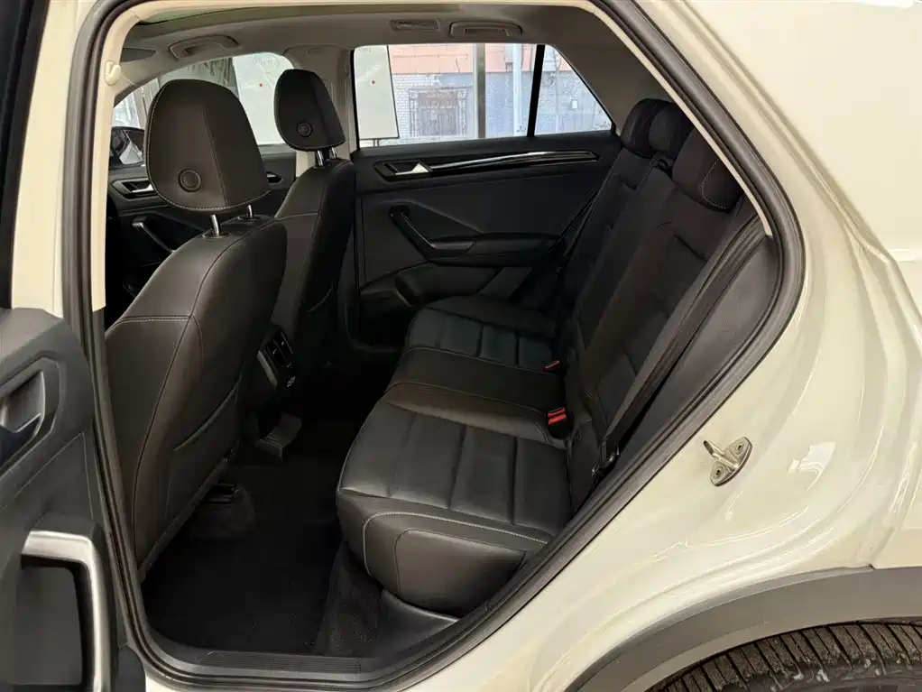 Volkswagen T-ROC 2022 280TSI DSG 2WD Comfort PLUS фото 16