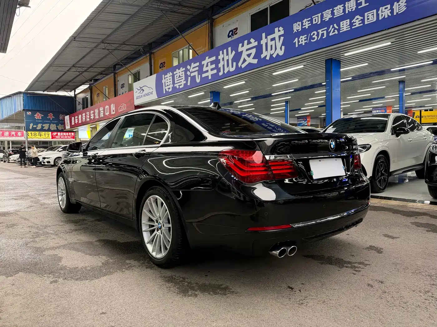 BMW 7 Series 2014 730Li Premium фото 30