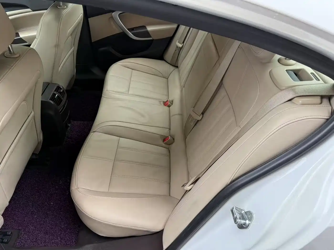 Buick Regal 2014 2.0L Elite Fashion Type фото 5