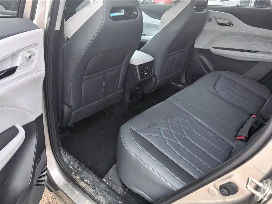 CHANGAN UNI Z NEW ENERGY