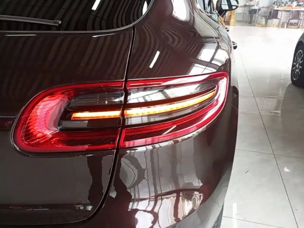 Фото 8 - Porsche Macan