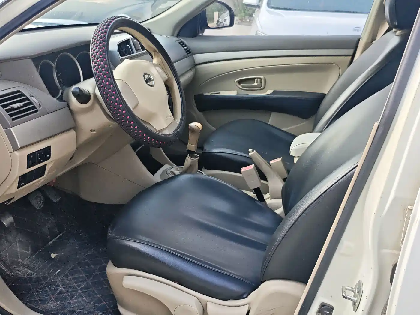 Фото 6 - Nissan Sylphy