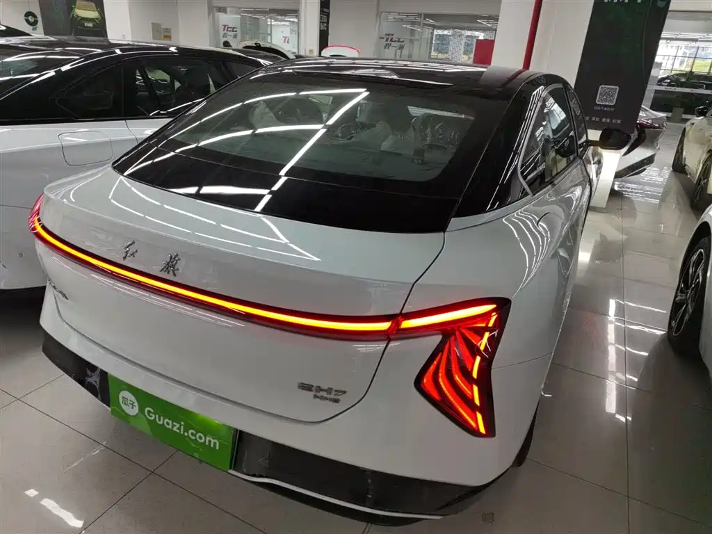 Hongqi EH7 2024 640 Pro+ AWD Edition фото 7