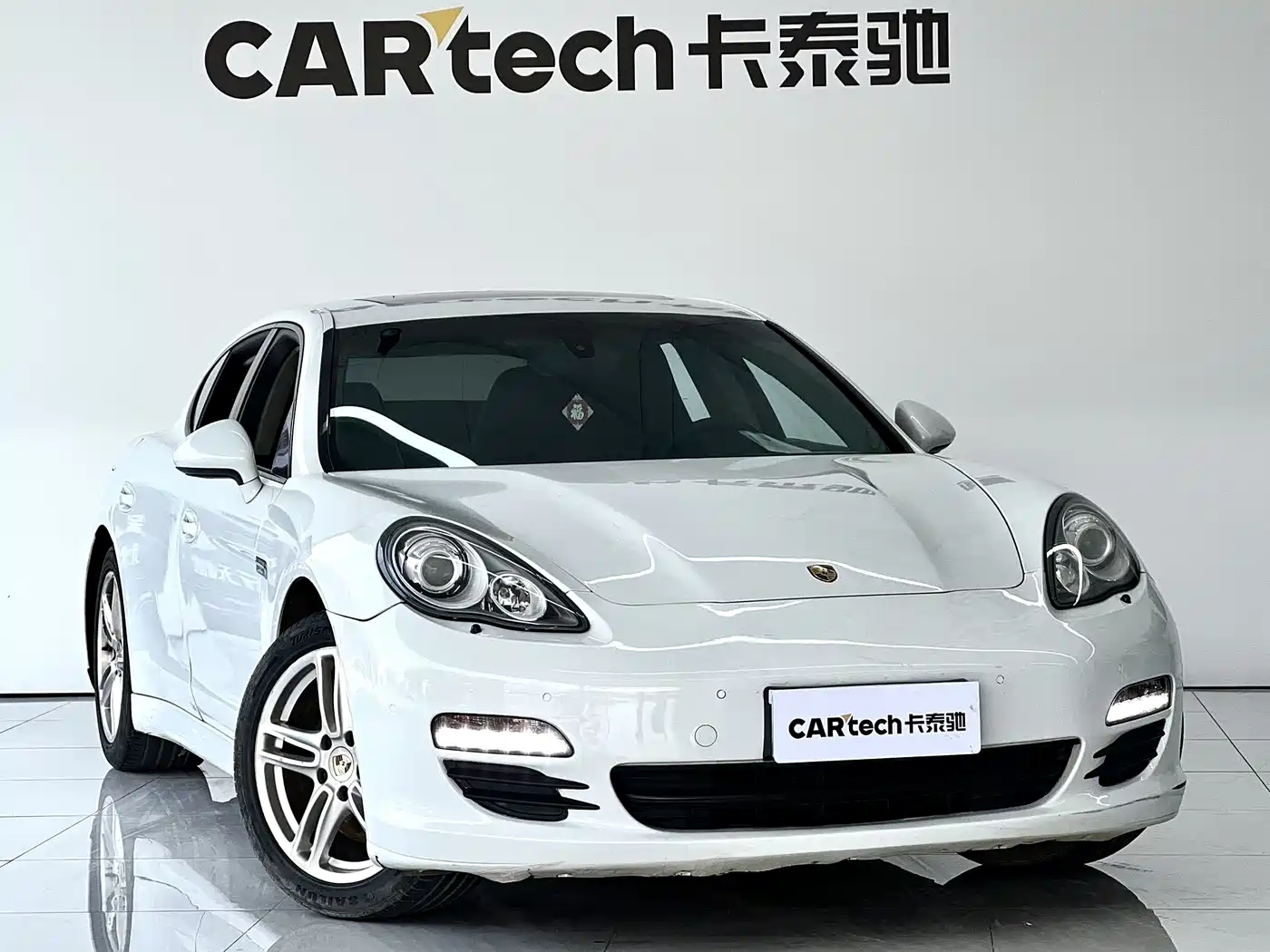 Porsche Panamera 2013 Panamera Platinum Edition 3.6L фото 3