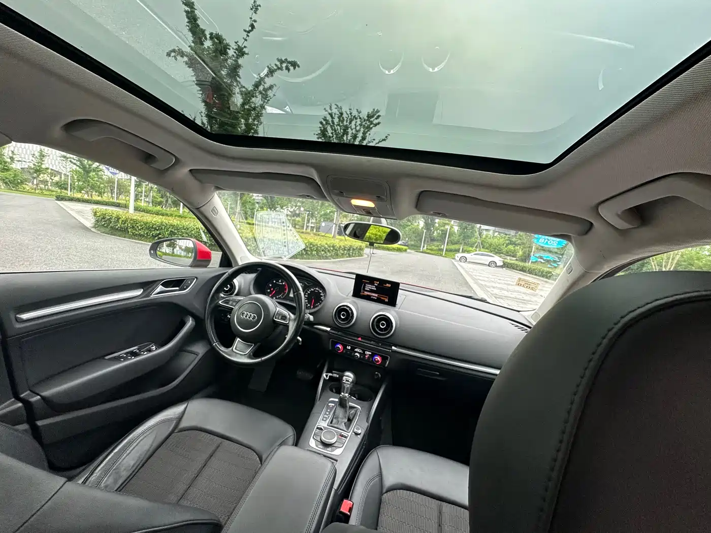 Audi A3 (Import) 2014 Sportback 40 TFSI S line Comfort фото 12