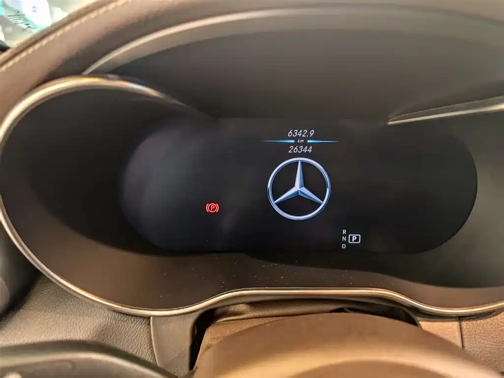 Mercedes-Benz GLC 2022 Facelift GLC 300 L 4MATIC Dynamic Collector's Edition фото 5