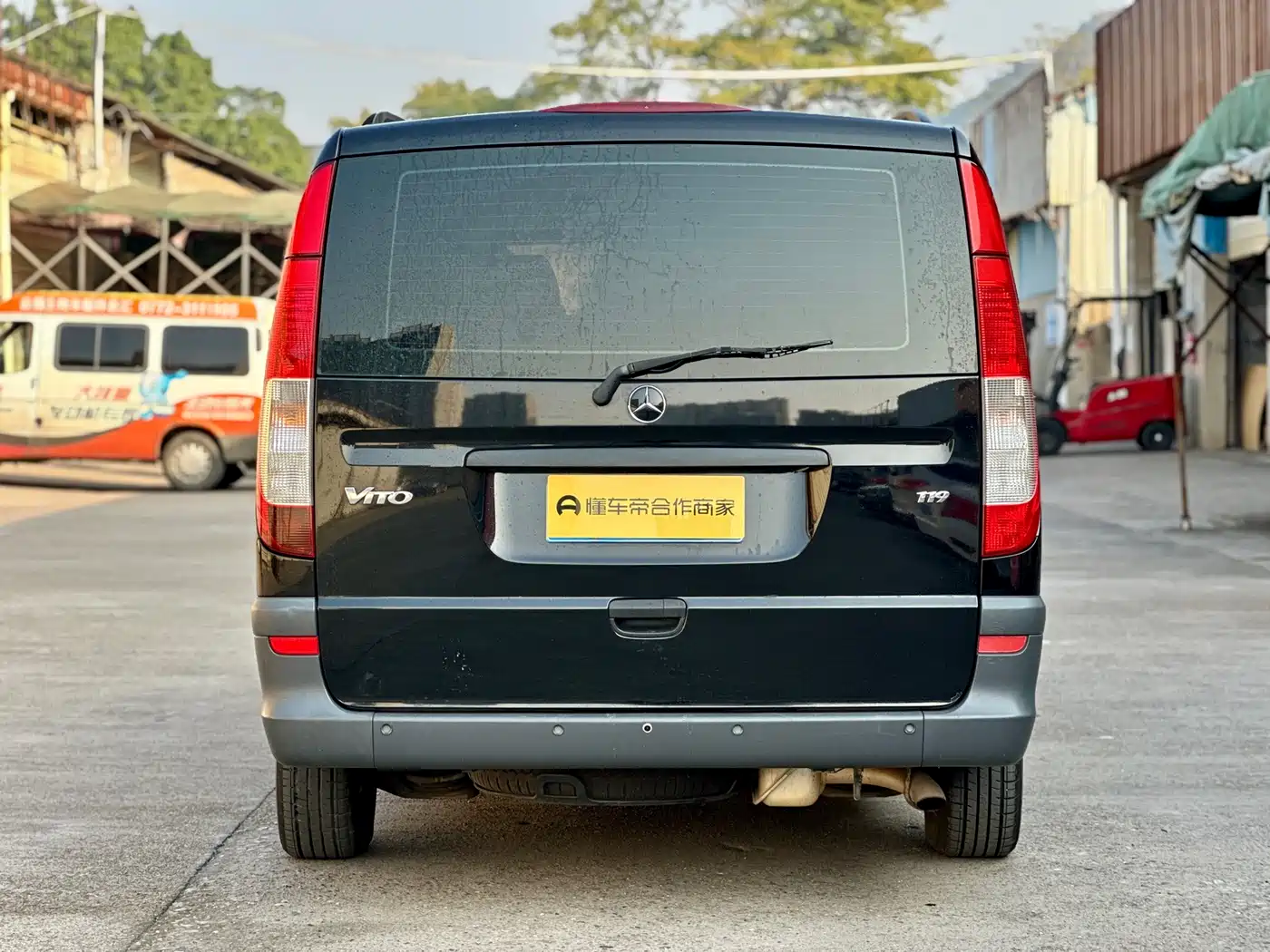 Mercedes-Benz Vito 2011 2.5L Business Edition фото 5