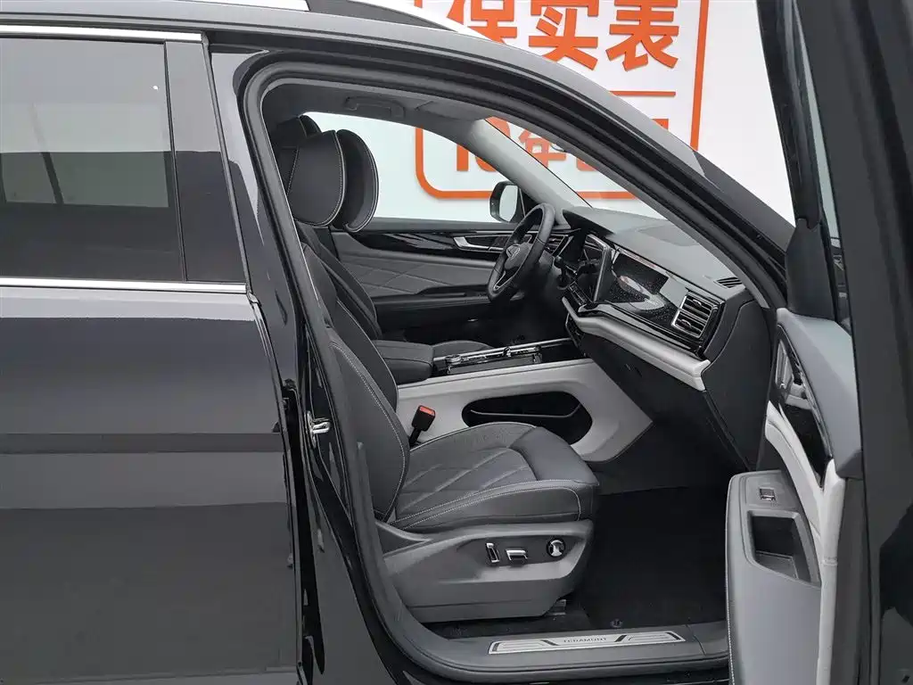 Volkswagen Teramont 2024 380TSI 4WD Prestige Luxury Edition фото 23