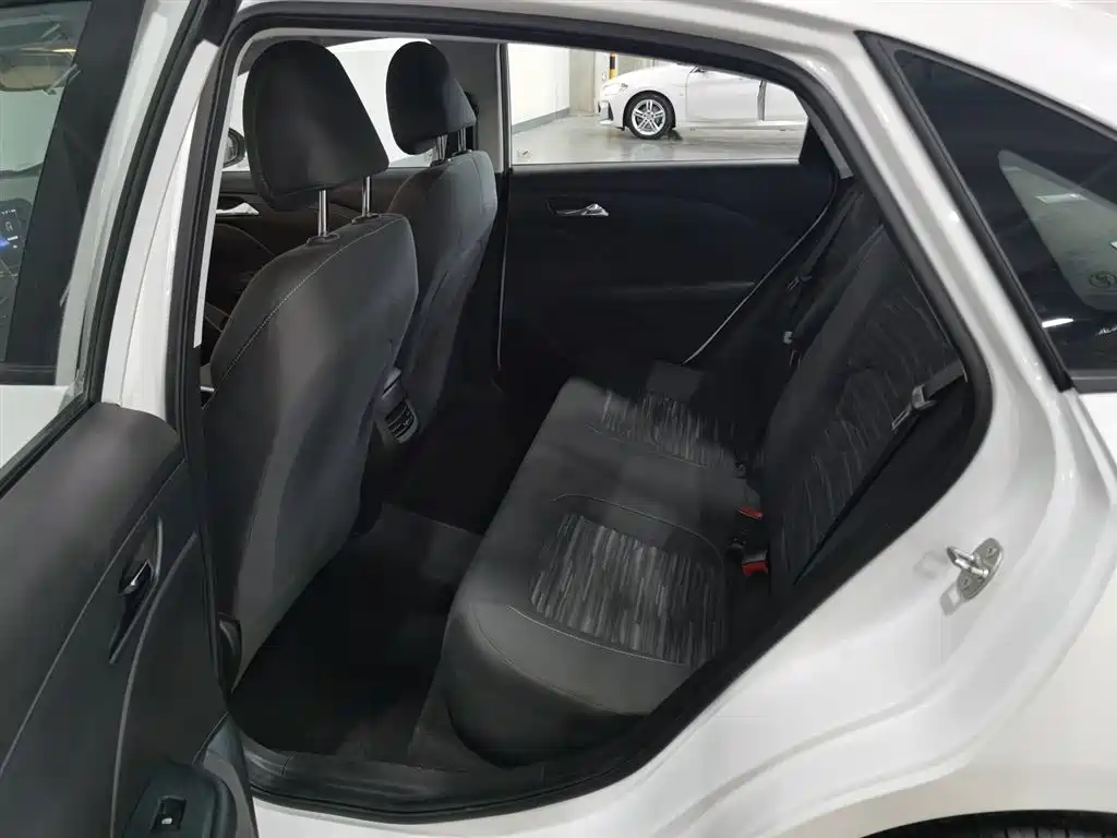 Chevrolet Monza 2024 1.5L Dual-Clutch Enjoyment Edition фото 15