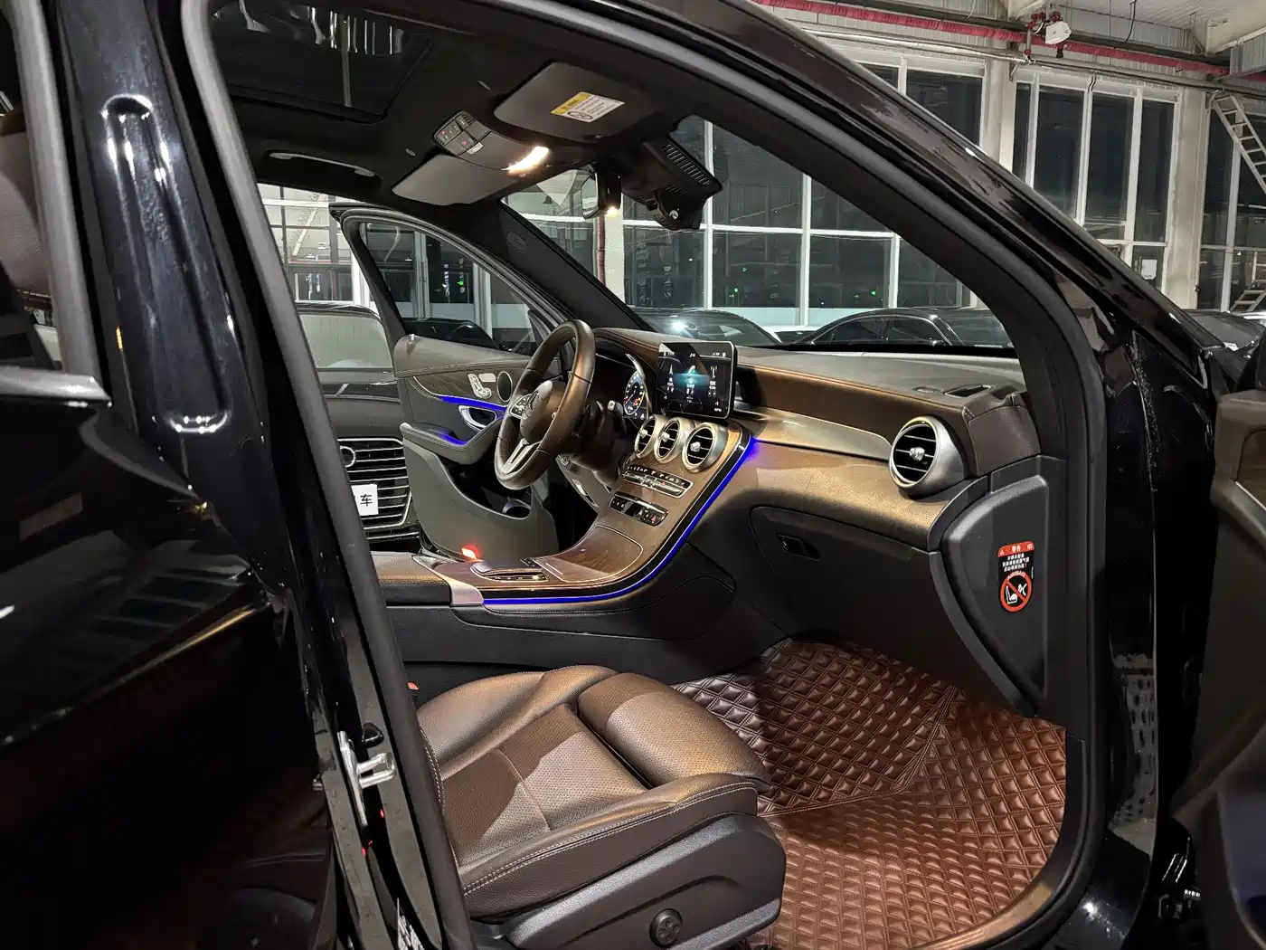 Mercedes-Benz GLC 2020 Facelift GLC 300 L 4MATIC Dynamic фото 10