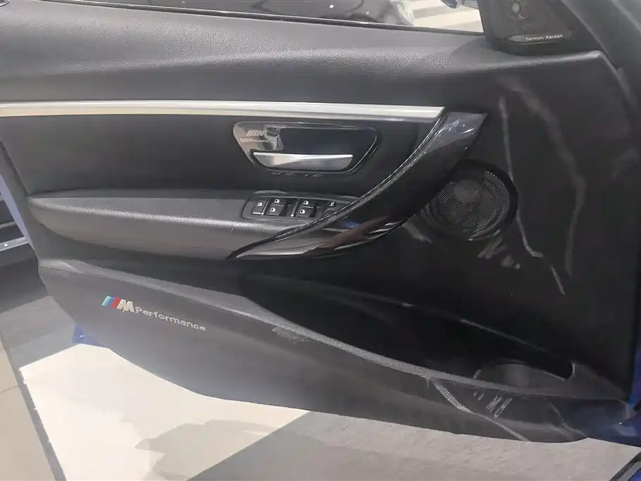 BMW 3 Series 2018 320Li M Sport Black Night Edition фото 7