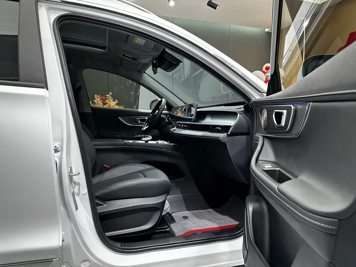 Chery Tiggo 8 PRO 2025 2025 290T 2WD Luxury Edition
