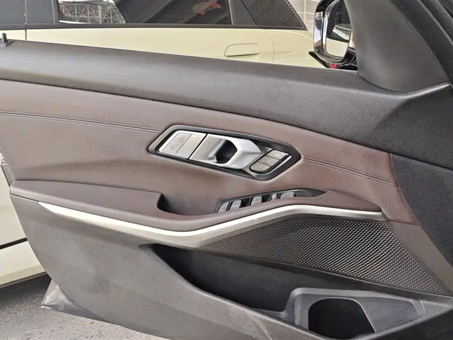 BMW 3 Series 2021 Facelift 325Li M Sport Package фото 7