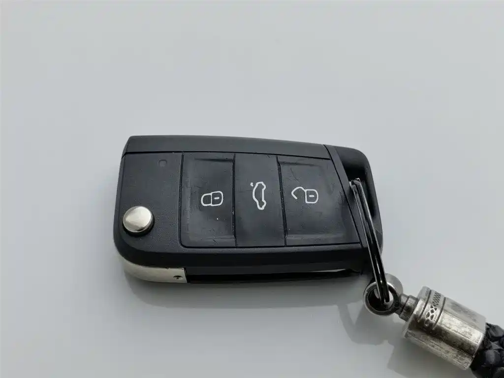 Škoda Karoq 2024 TSI280 Luxury Edition фото 19